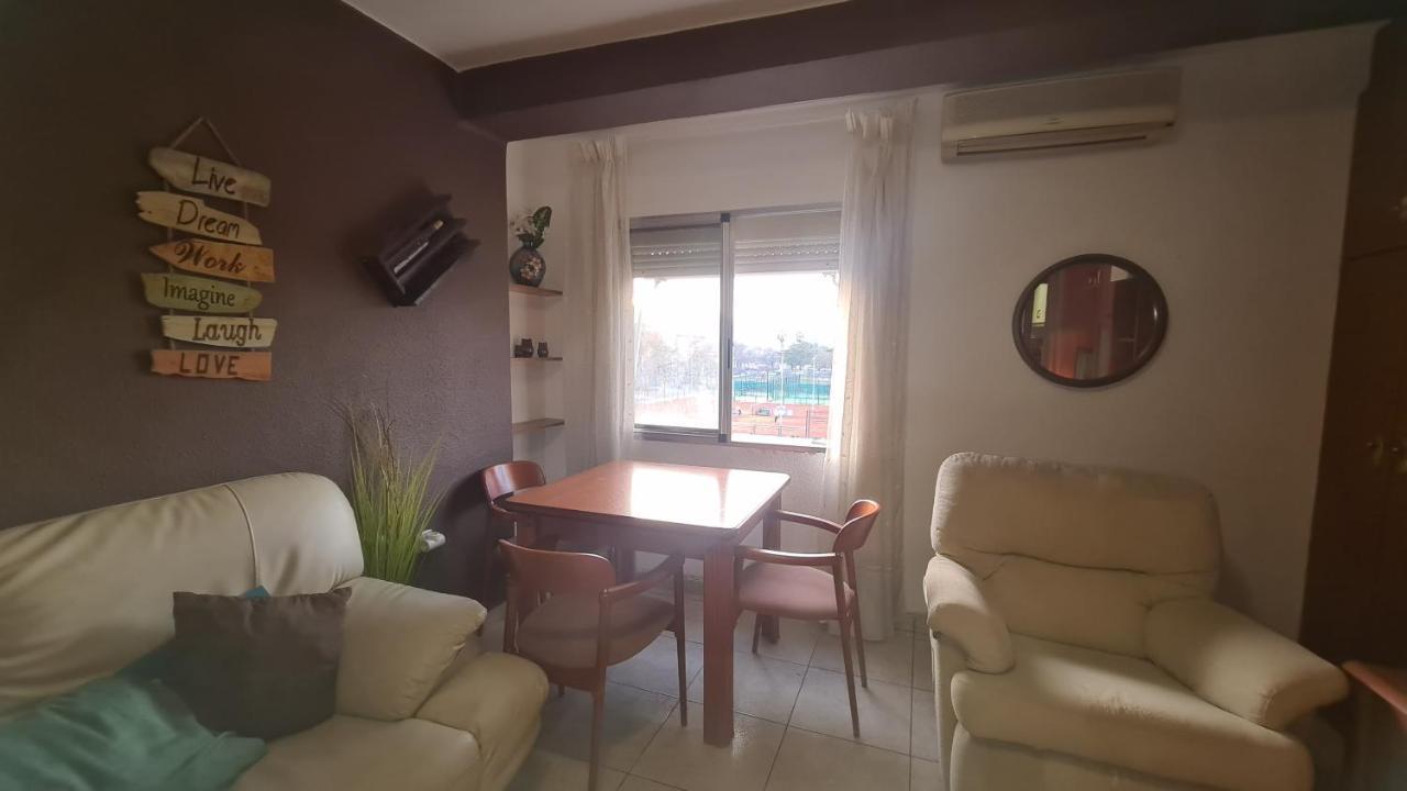 Rooms On Malvarrosa Beach Валенсия Екстериор снимка