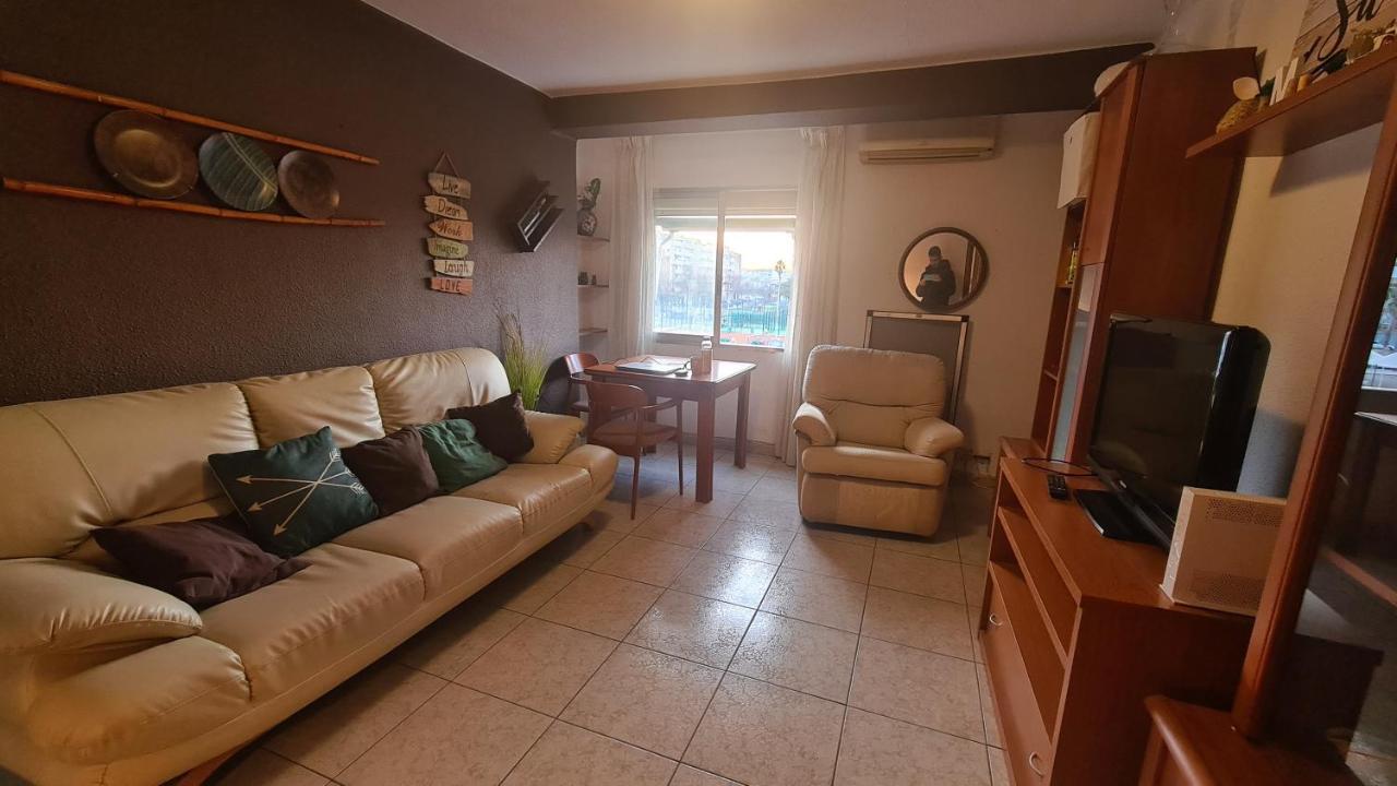 Rooms On Malvarrosa Beach Валенсия Екстериор снимка