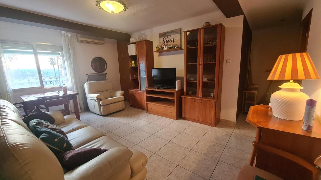 Rooms On Malvarrosa Beach Валенсия Екстериор снимка
